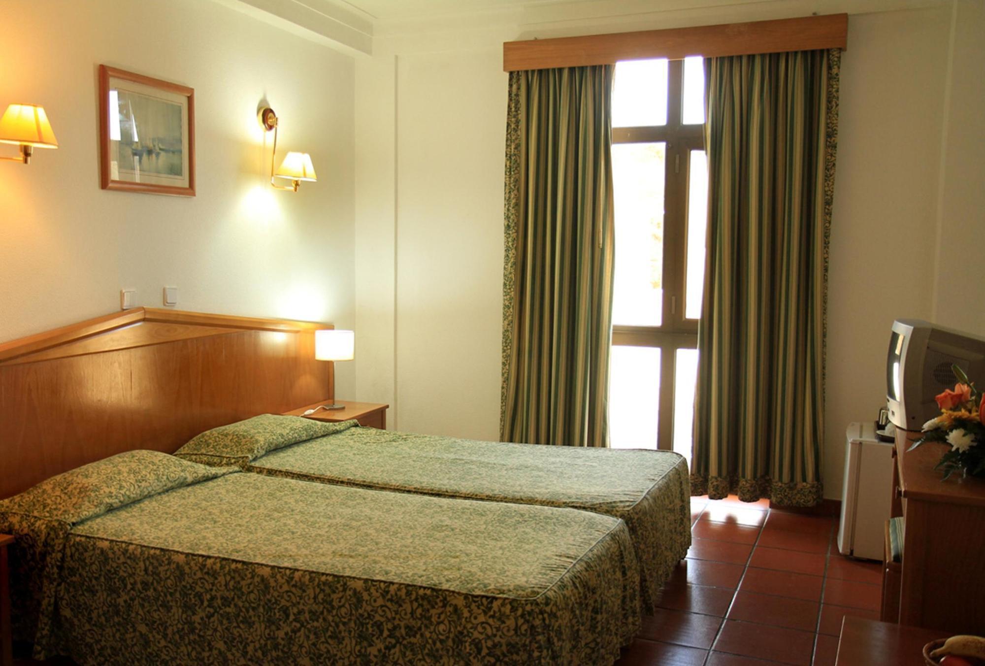 Colina Do Mar Hotel Albufeira Luaran gambar