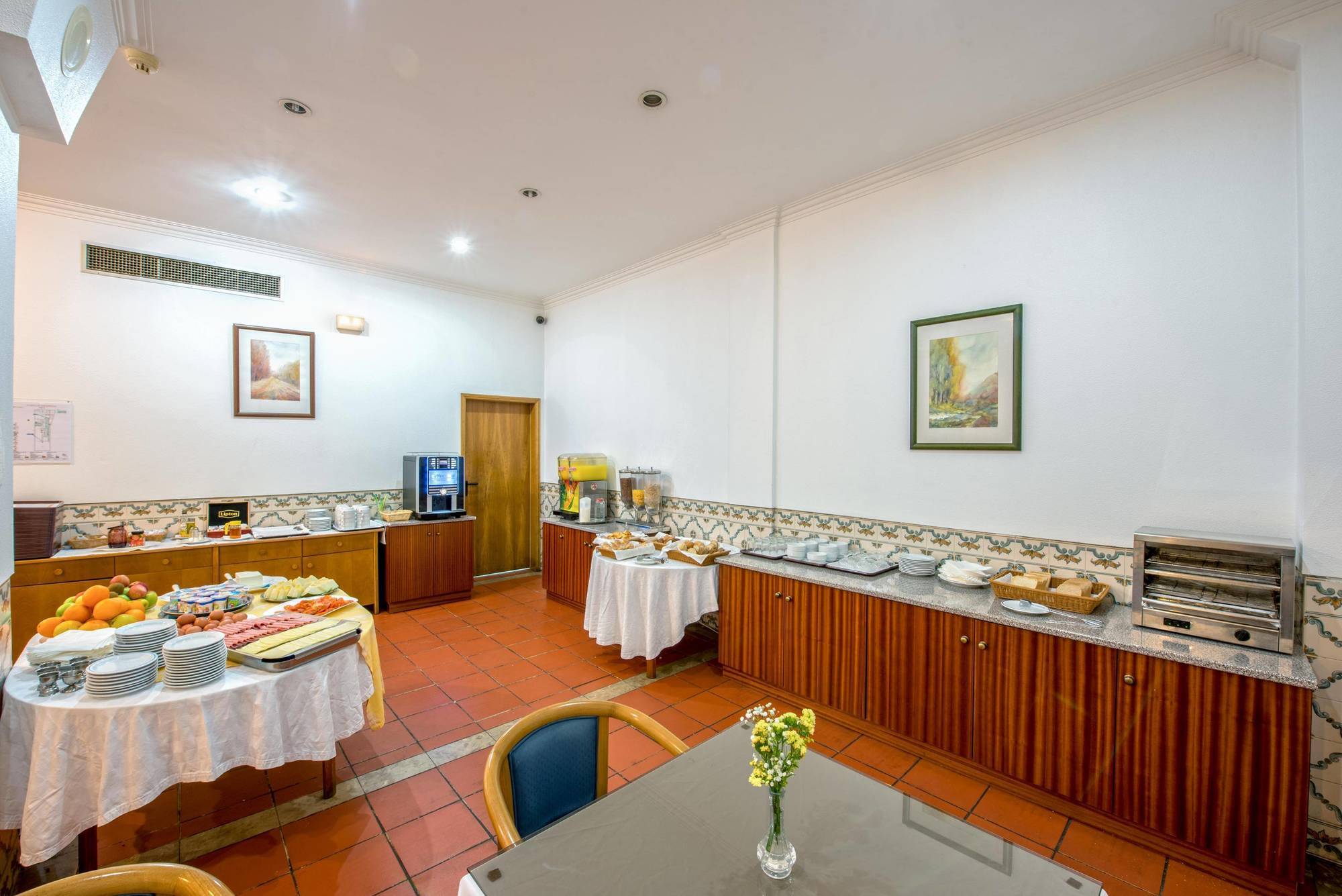 Colina Do Mar Hotel Albufeira Luaran gambar